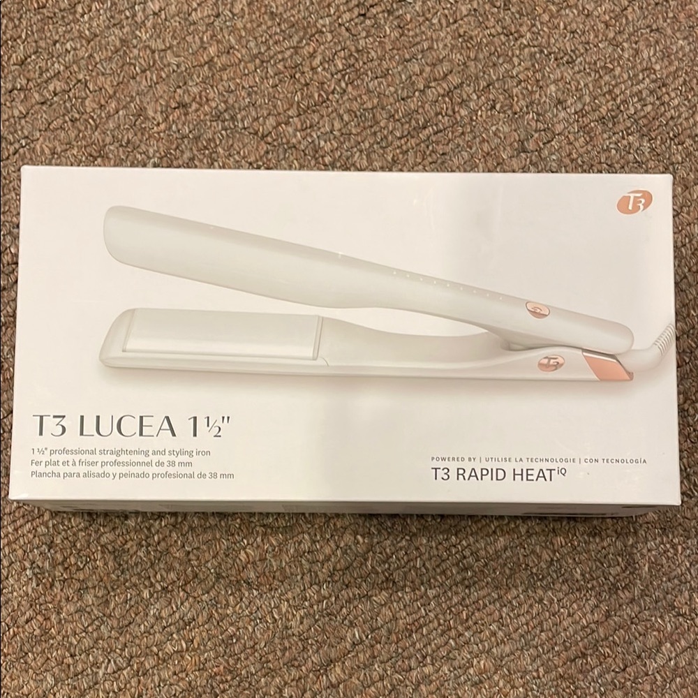 T3 Lucea 1.5" Professional Styling Iron - White